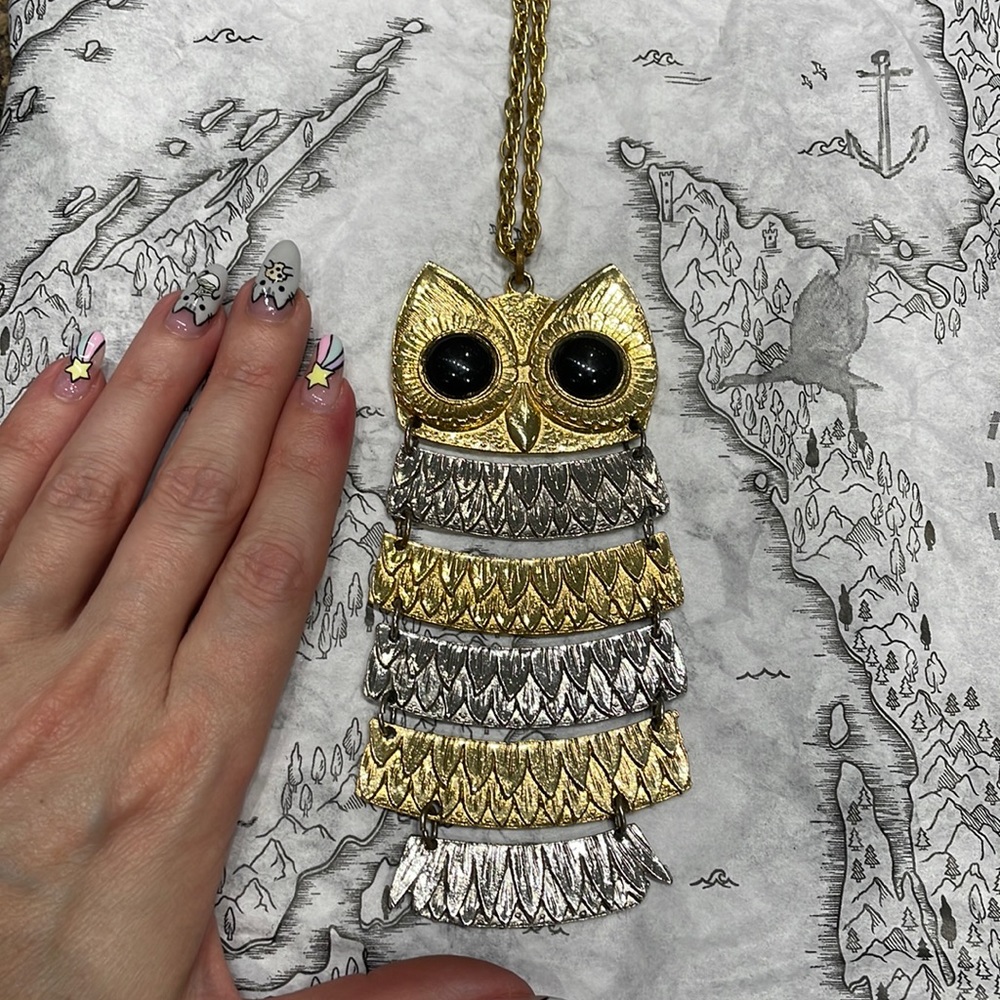 Giant XL Owl Necklace Pendant Vintage Style Gold Silver Tone Funky Statement